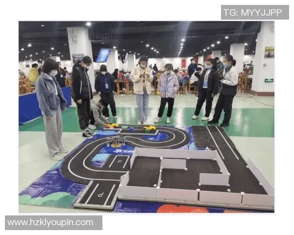 《Nike足球广告再掀热潮 球星对决智能机器人展开激情挑战》 《Nike足球广告再掀热潮 球星对决智能机器人展开激情挑战》